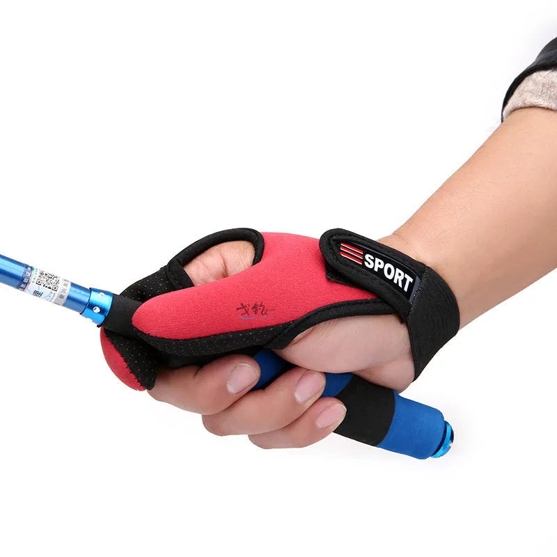 A single fishing glove with two-finger design in camouflage colour, showing diving cloth back and microfiber palm.