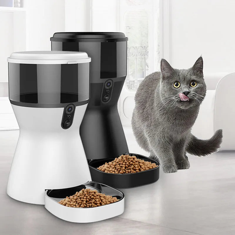 White ABS automatic pet feeder for dogs and cats with button control panel