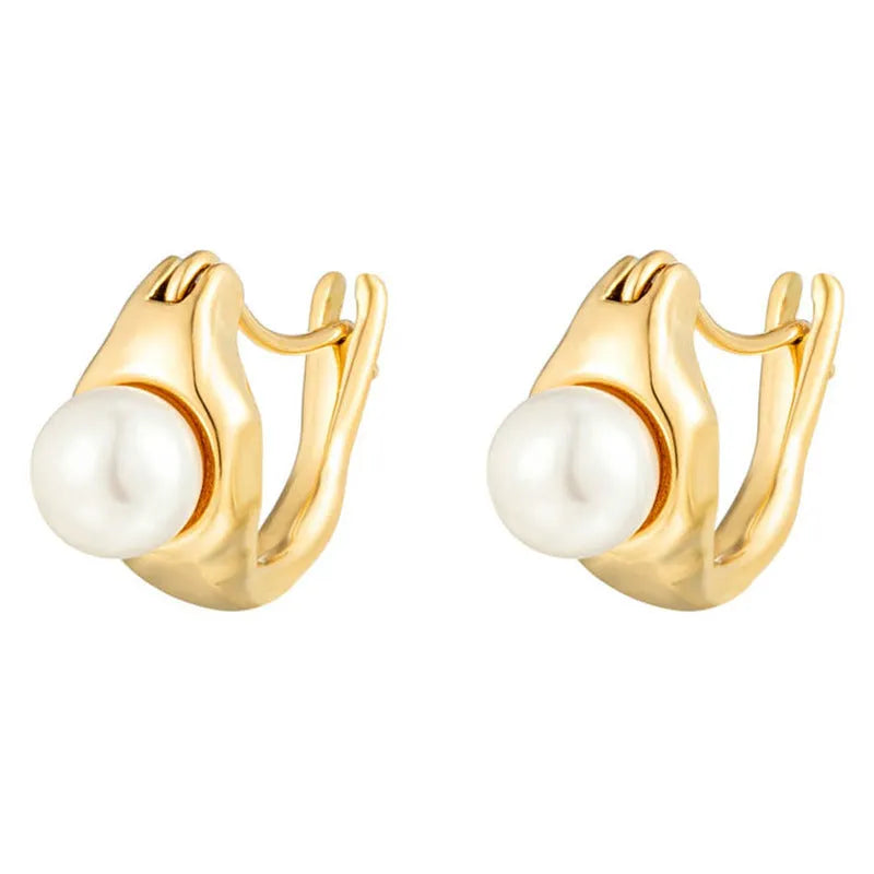 Titanium steel electroplated pearl stud earrings with 5mm pearl in silver colour