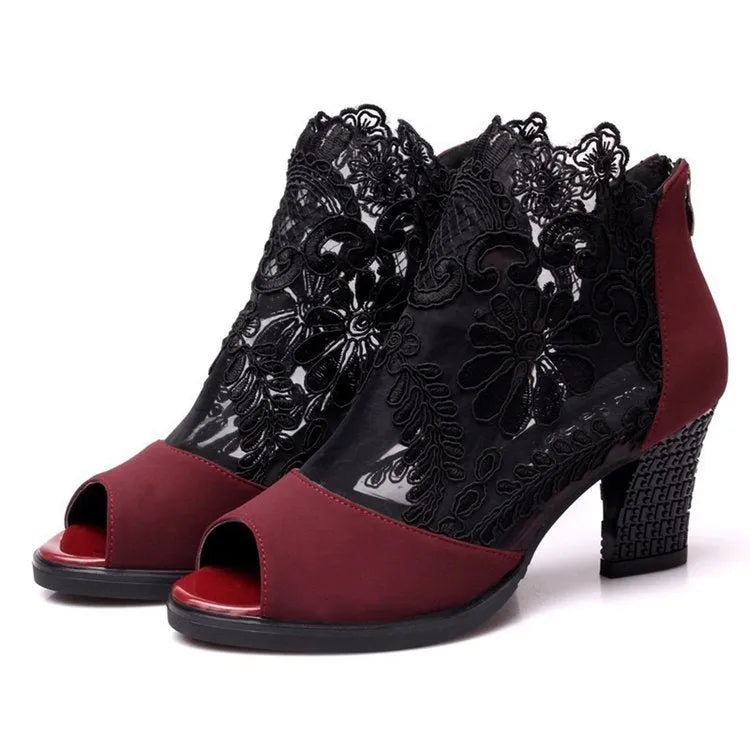 Lucyever women's black gladiator sandals with flower lace, peep toe, square heel, and side zip.