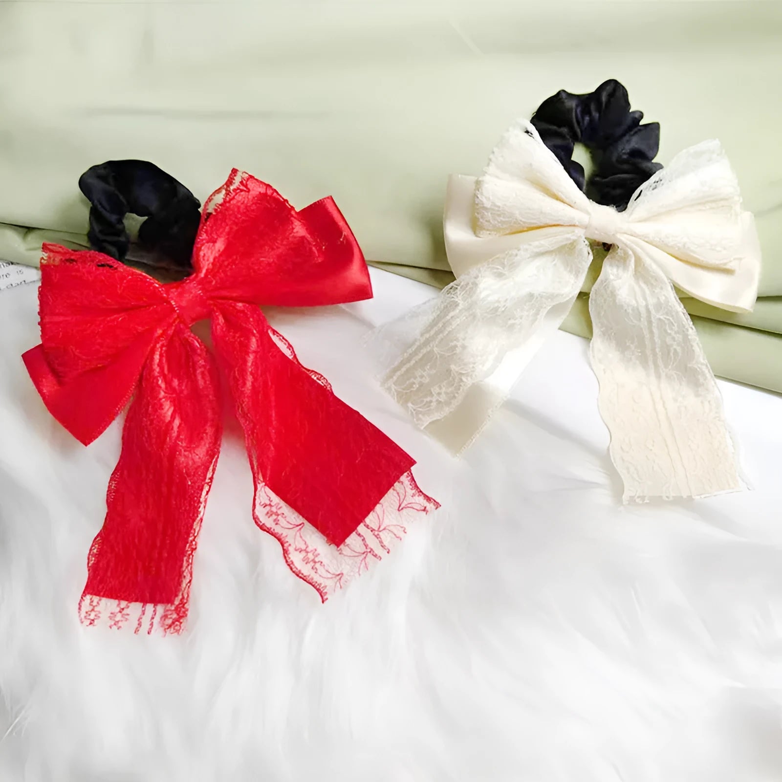 Double layer lace and velvet ribbon bowknot hair band in high elasticity style
