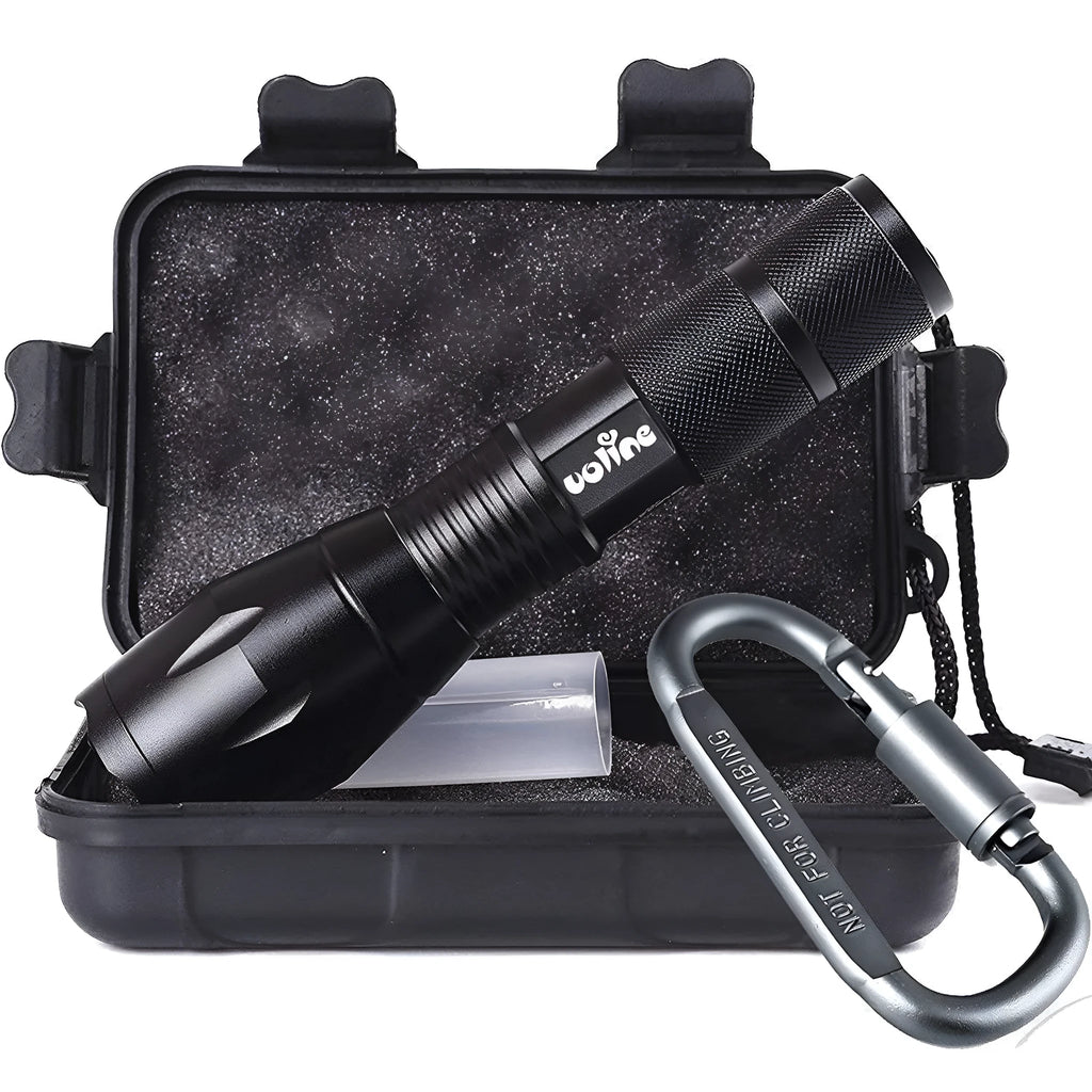 Tactical portable LED flashlight 1000 lumens, Pro-Black finish, aluminium body
