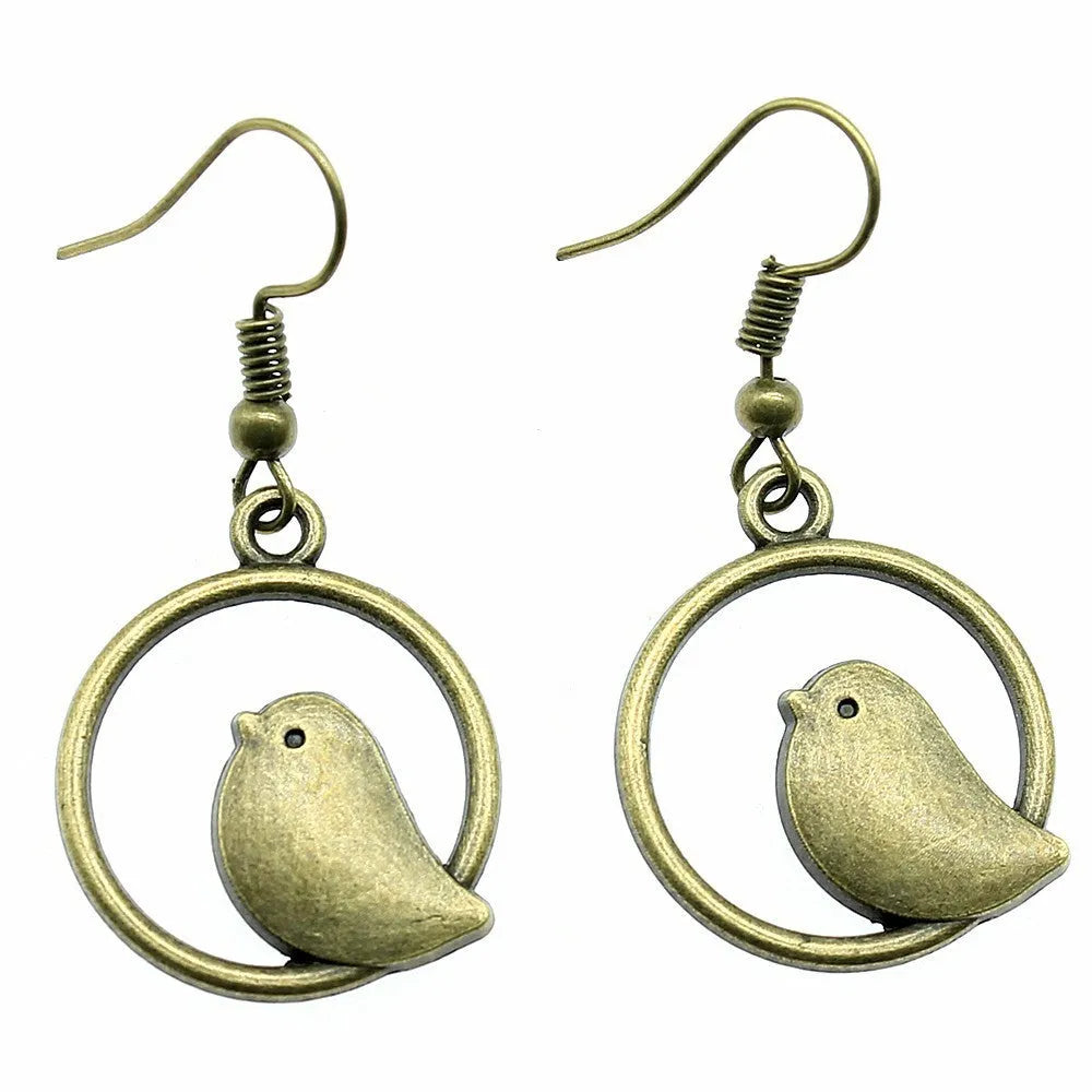 Handmade retro bird earrings in ancient silver or bronze with 20mm zinc alloy eardrops and iron ear hooks