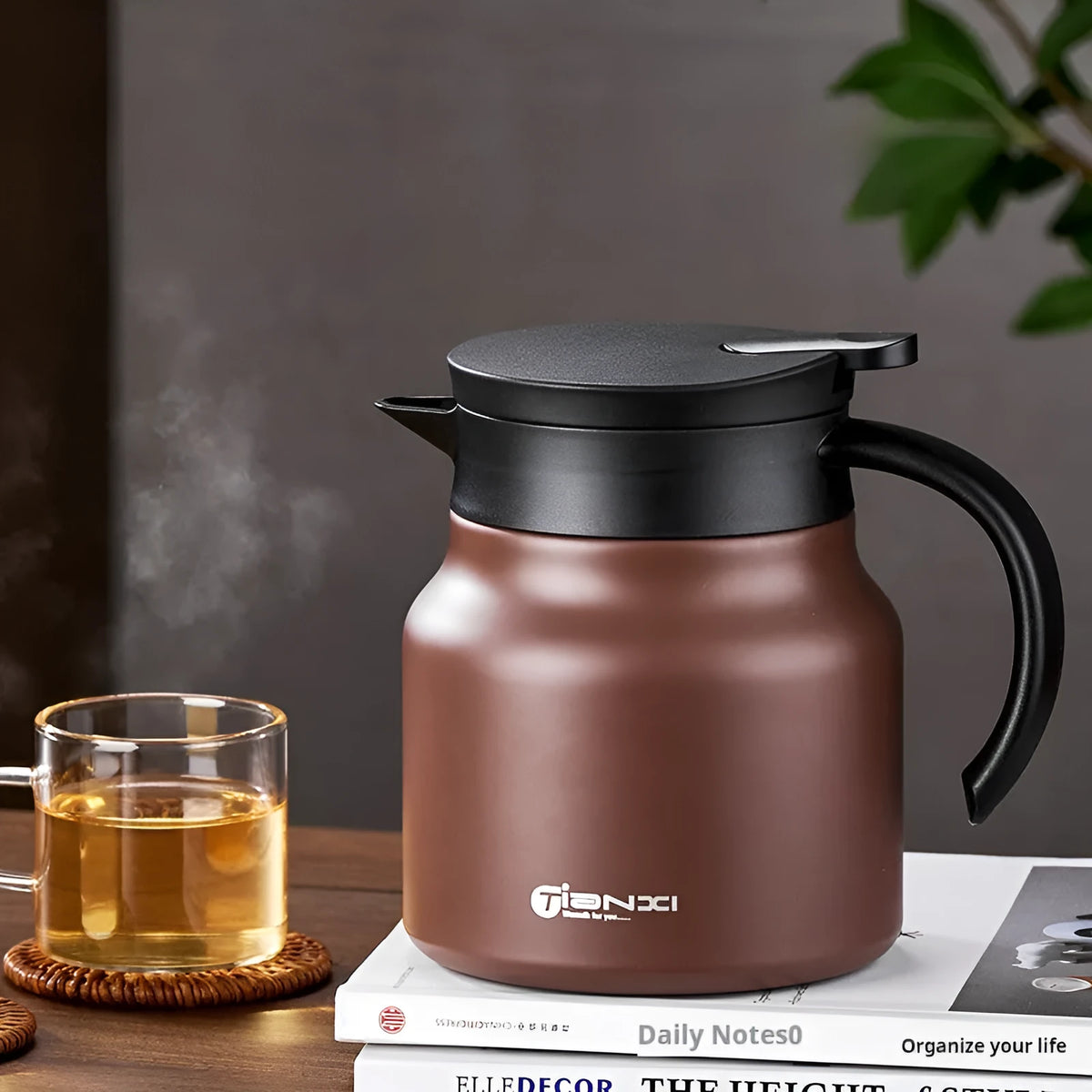 Ceramic tea kettle with water separation, 800ml capacity, in black colour