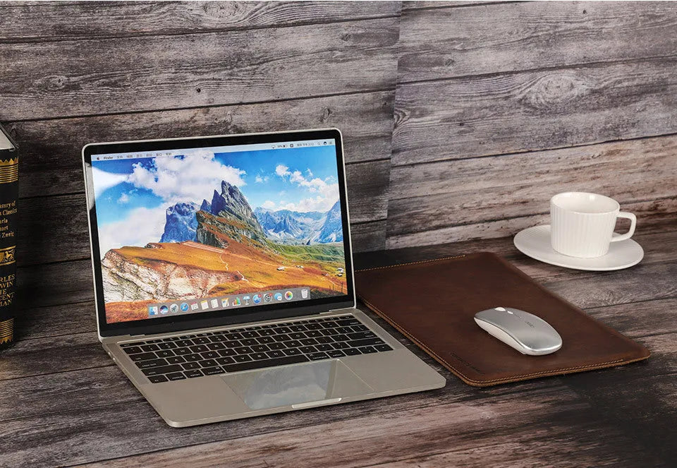 Brown Crazy Horse leather laptop bag for MacBook Pro 13.3, horizontal style