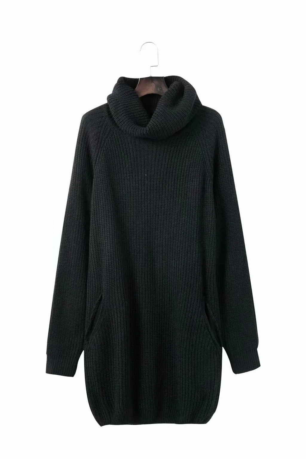 Women's loose slim pullover sweater in apricot, black or yellow with regular sleeves and splicing details