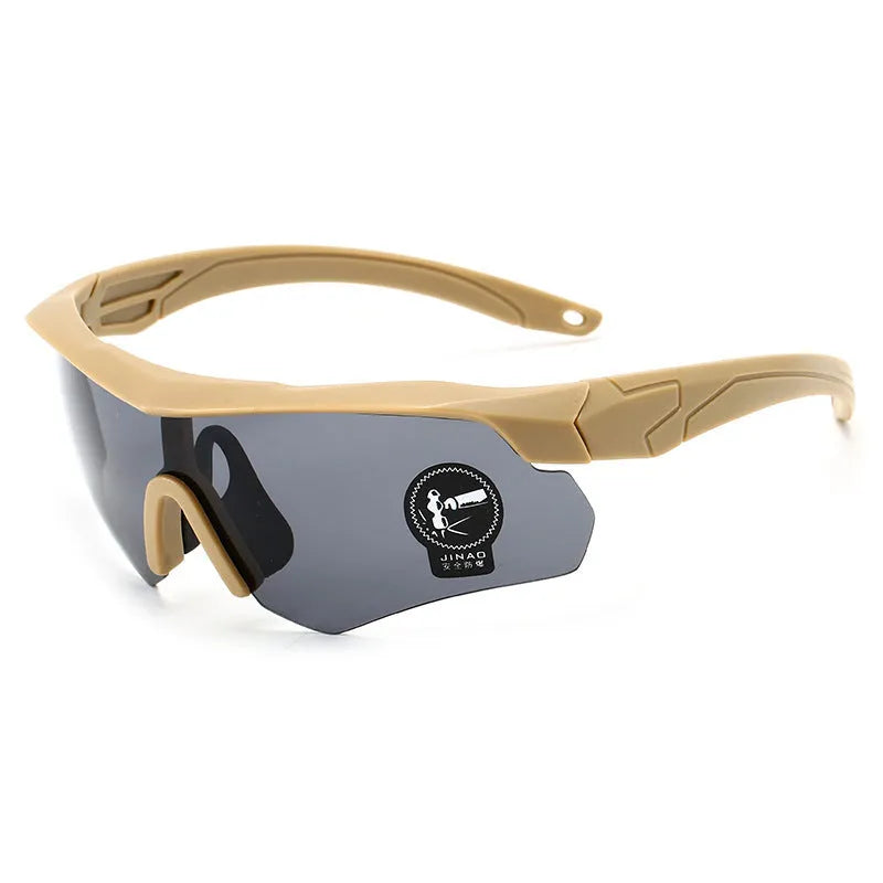 Sports goggles for cycling with polycarbonate frame and interchangeable lenses in windproof design