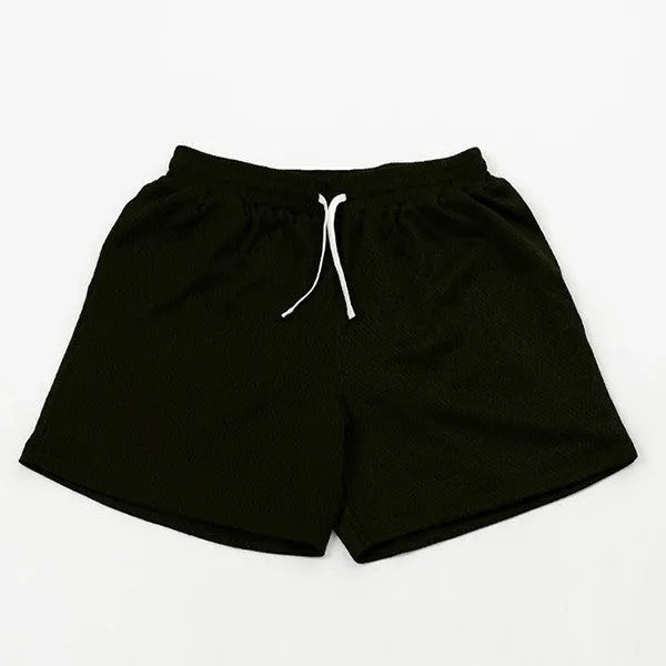 Men's solid colour mesh quick-drying shorts for summer running and fitness.
