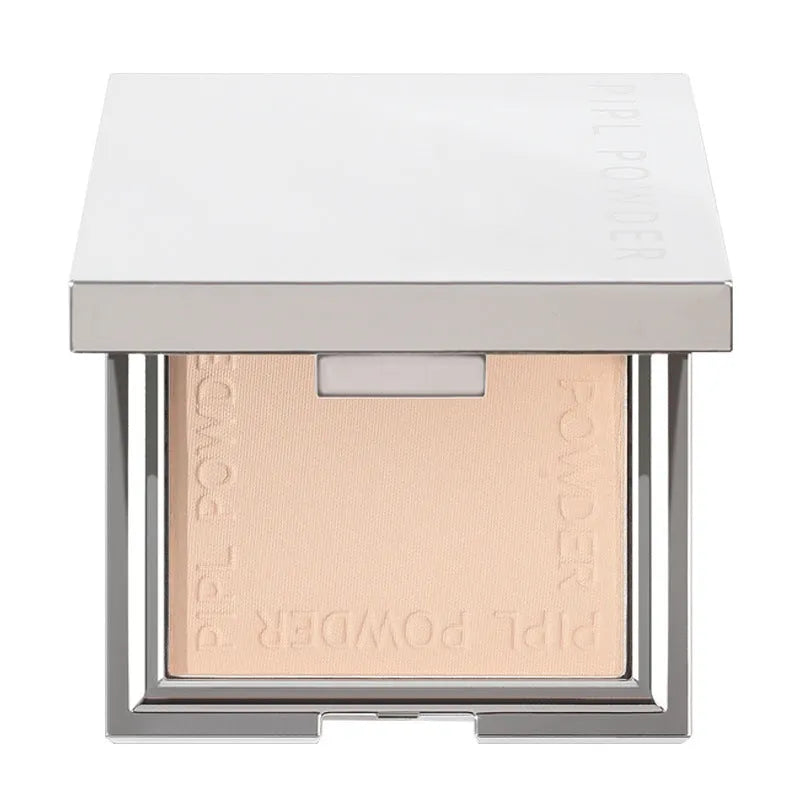 Moisturising dry powder setting loose powder in natural and bright skin colour shades