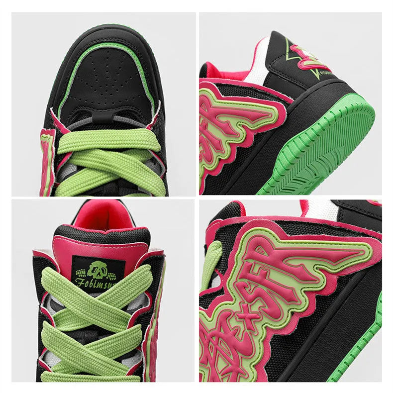 Low-top canvas skate shoes with front lacing, mesh lining, PU insole and rubber sole in white and black, black and red or sky