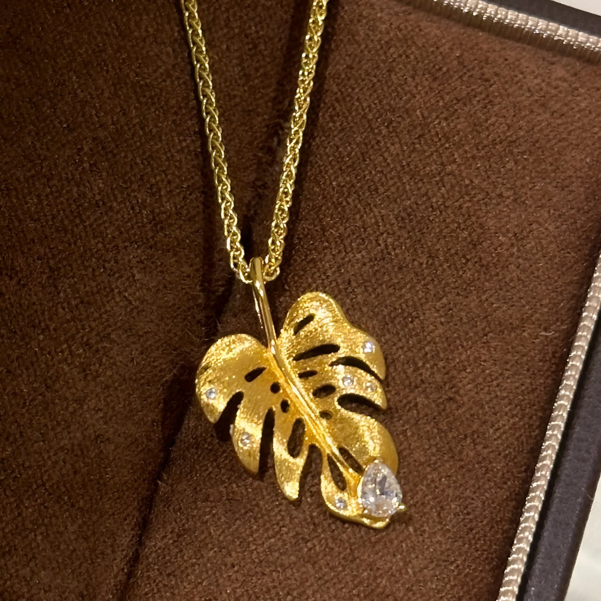 925 silver bamboo leaf pendant necklace with diamond inlay and Chopard chain, collarbone style