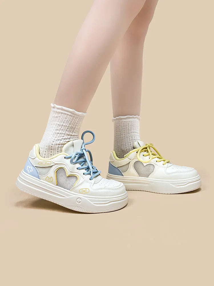 Meow Rabbit Sea Salt Cheese coloured mesh sneakers for children with lace-up closure and cross straps.