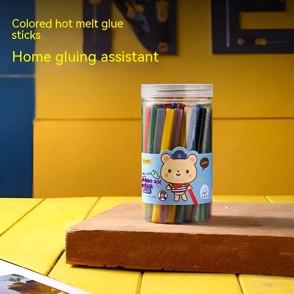 Transparent hot melt glue sticks in packaging, 55-piece set with 7mm diameter