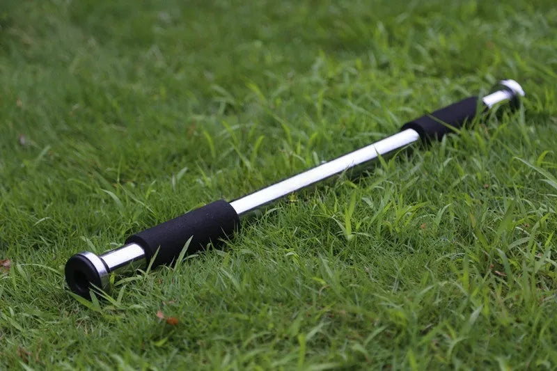 Adjustable steel pull-up bar extended to 100cm width for door frame installation