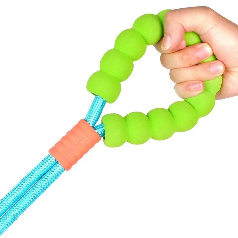 140cm dog traction leash with anti-slip foam handle in four colour options