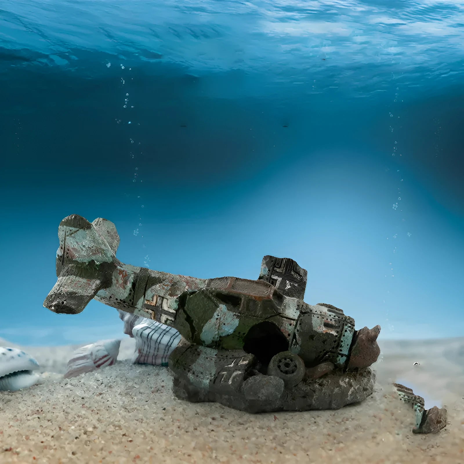 Resin aquarium ornament simulating aircraft wreckage, dimensions 8cm by 4.5cm by 4.5cm