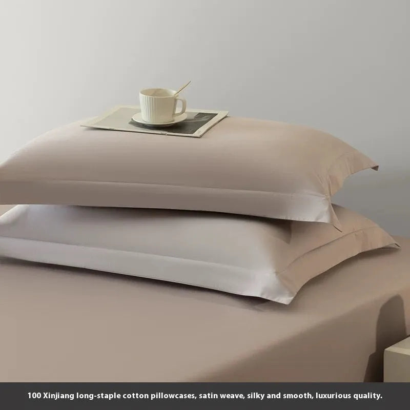Solid colour long-staple cotton pillowcase 48 x 74 cm with twill weave and reactive print finish