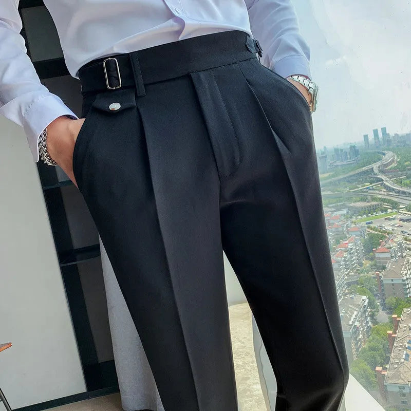 Straight-leg casual trousers in solid colours with waist size options