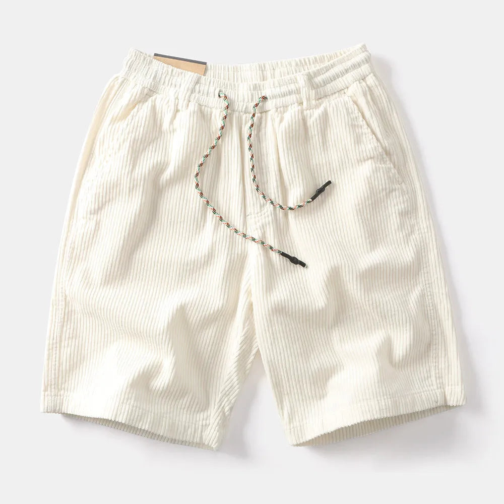 Men's khaki retro cargo shorts with straight-leg cut and cargo pockets for summer street wear