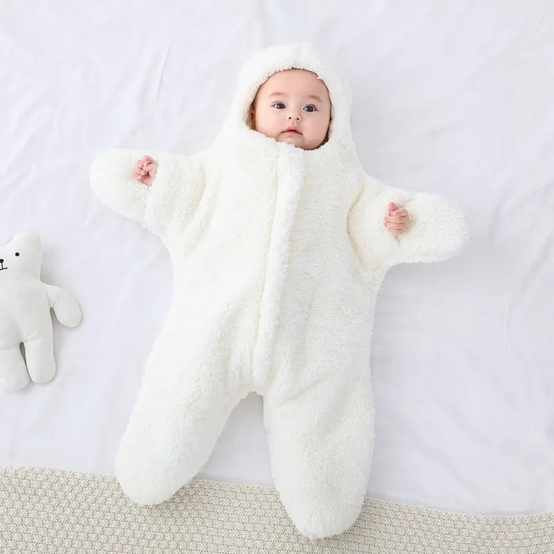 Starfish lamb velvet pattern baby sleeping bag with hood and zipper for newborns