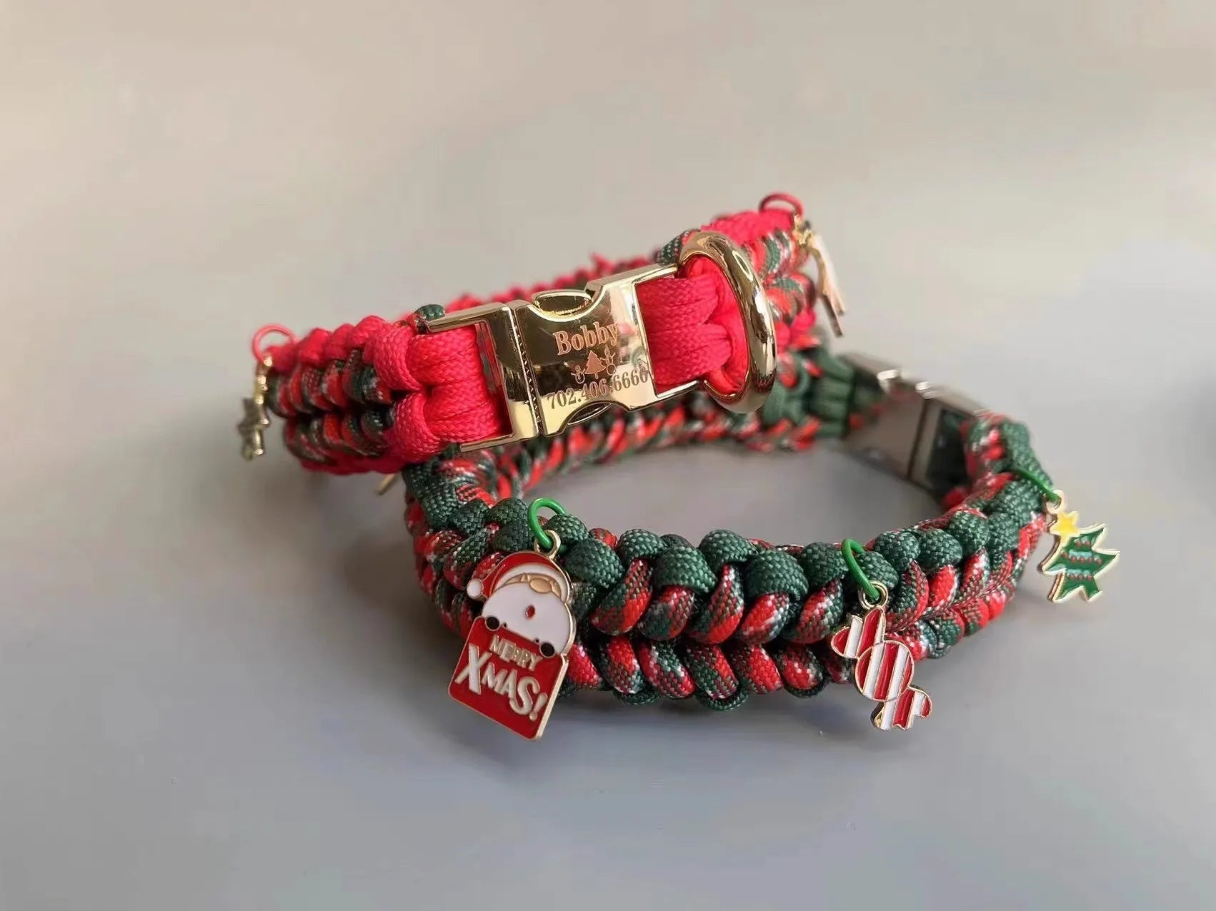 Green hand holding rope dog leash with P chain attachment and zinc alloy release buckle