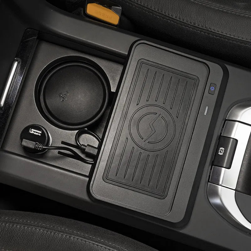 Land Rover Discovery wireless car charger, fast charging, style A, CE FCC RoHS certified