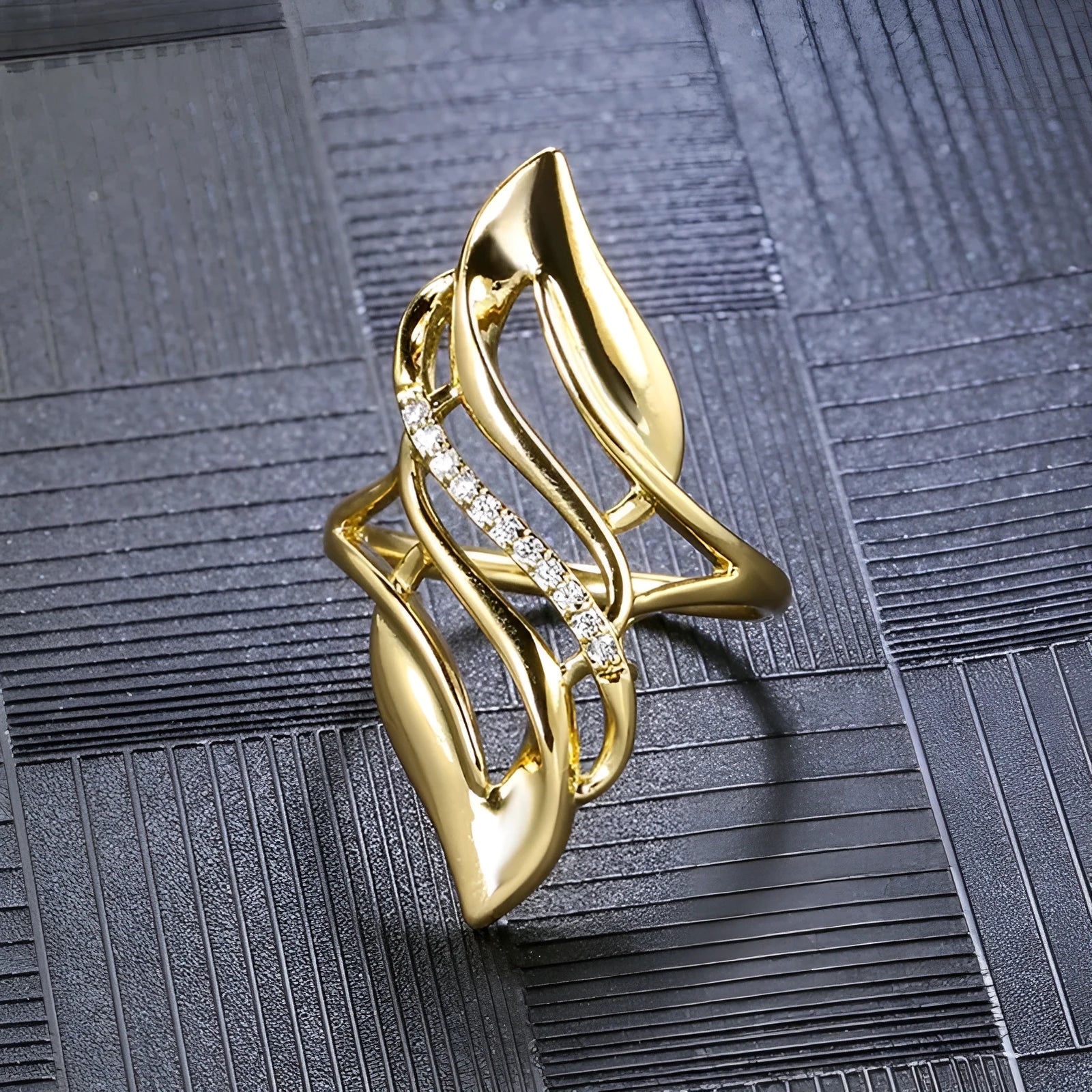 Women's copper ring with exaggerated curve design in Q611 gold colour showing side profile