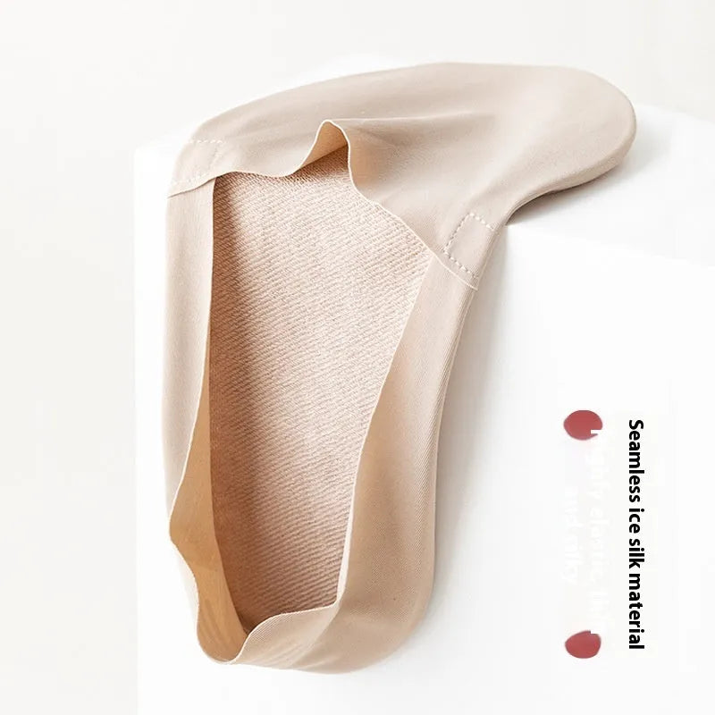 Men's low-cut seamless socks in ice silk fabric with pure cotton sole, shown in multiple colours.