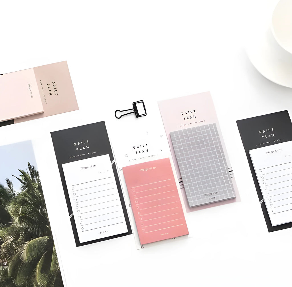 Set of schedule planning notes in pink and red, 50 sheets per copy, 10x6cm size on white background