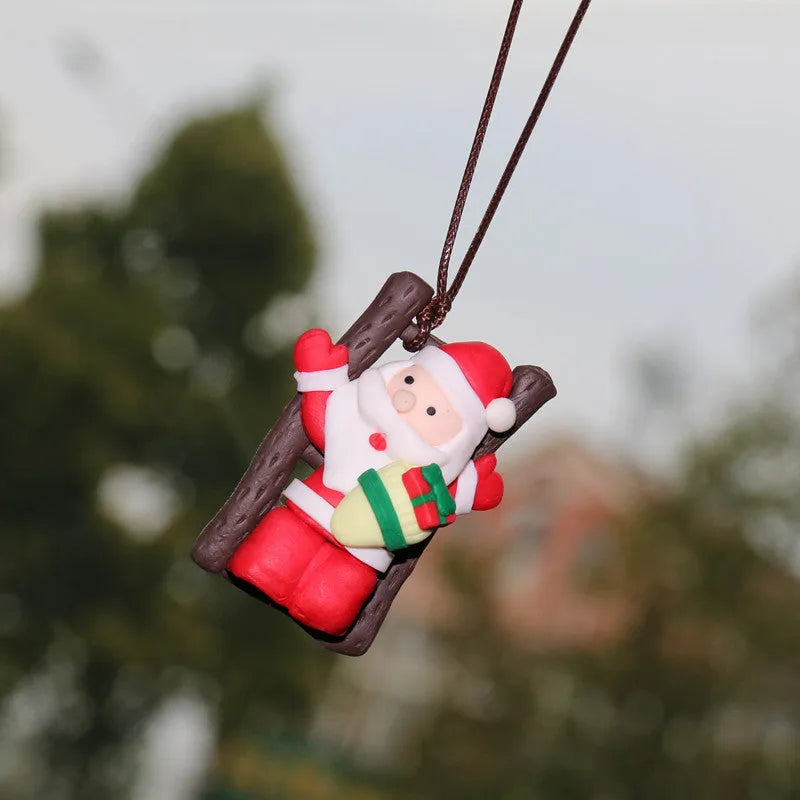 Resin Santa Claus cartoon pendant for car rearview mirror, 4.5 by 3 by 5 centimetres, 20 grams, four styles