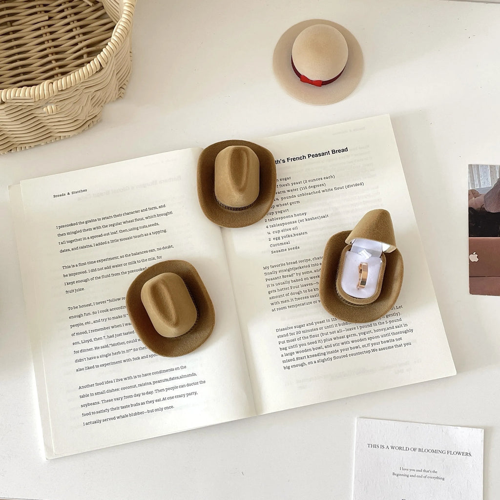Creative cowboy hat ring box in top hat style, small size for ring storage