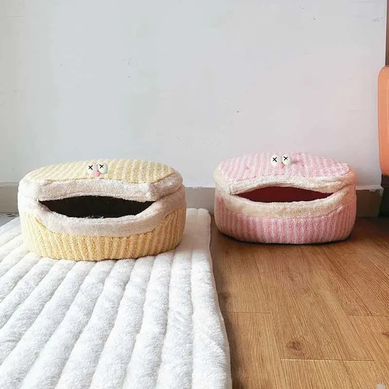 Causeway Braised Sandwich Cat Nest, warm velvet cat bed, 45cm diameter, pink colour, removable lid