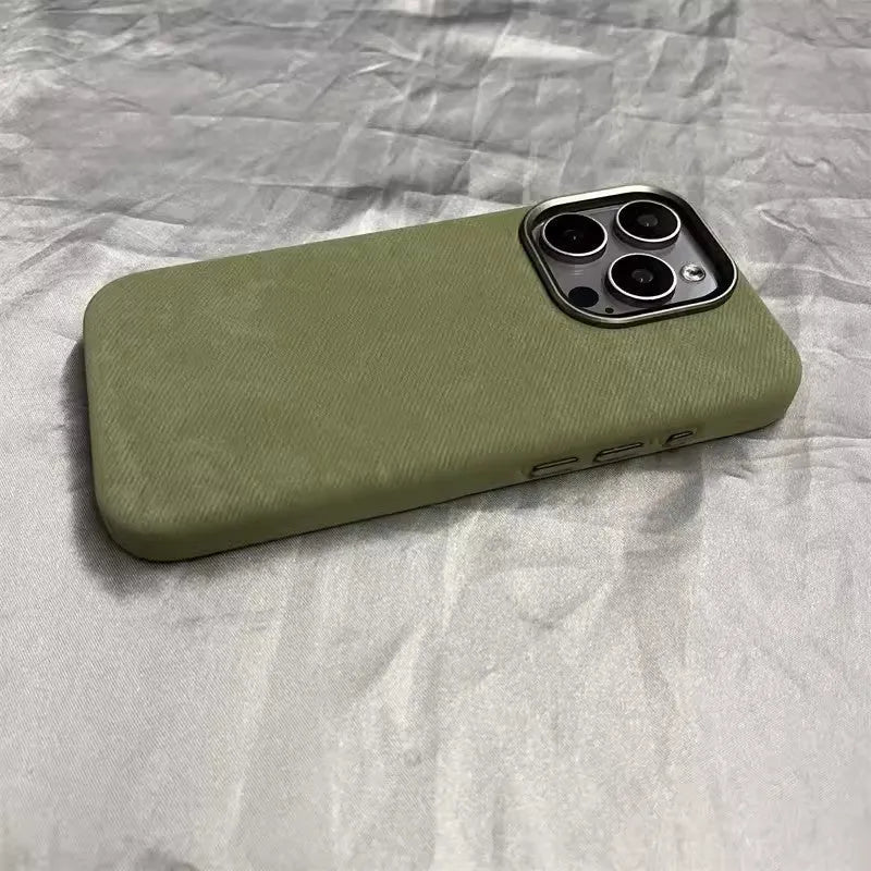 Flannel cloth pattern magnetic suction phone case for iPhone in dark green colour