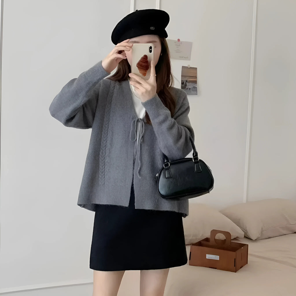Lace-up V-neck oversized cable knit cardigan for women in brown, with button front and retro style