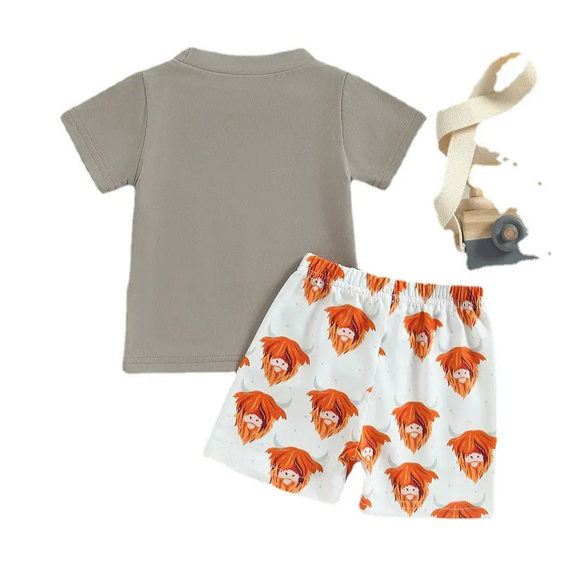Boy's cotton pullover T-shirt and bell-bottom pants suit in gray with animal print, front view