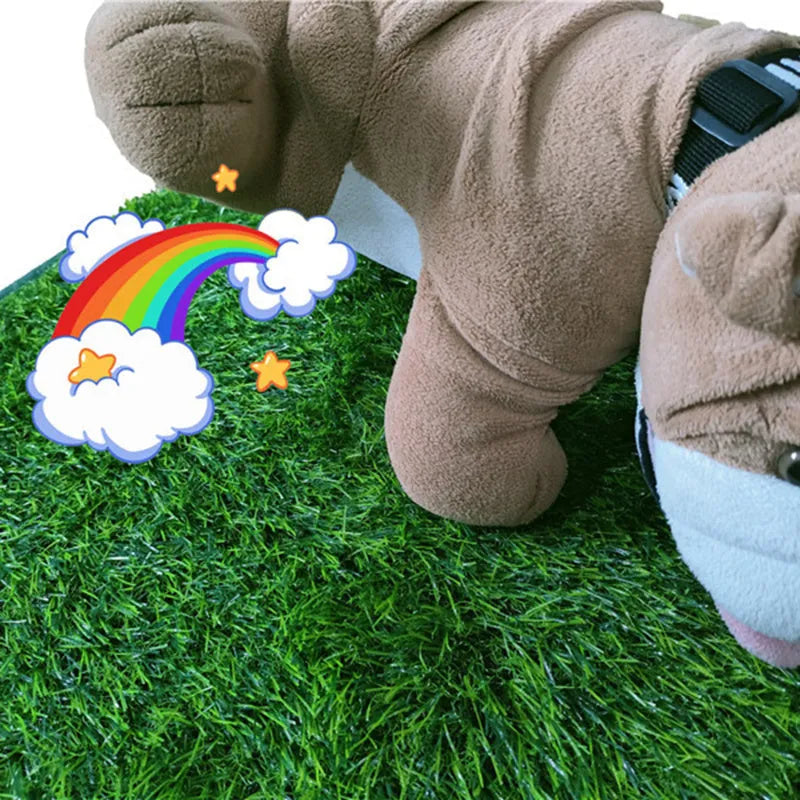 Green dog grass pee pad with realistic lawn appearance for pet toilet training