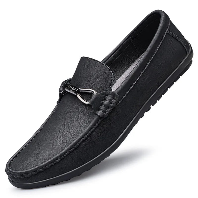 Breathable two-layer cowhide slip-on casual shoes with rubber sole, round toe, and sewing thread details