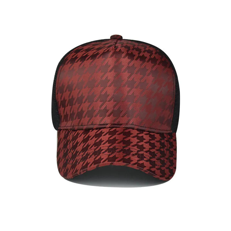 Houndstooth baseball cap in woolen plaid, size M 56-58cm, available in red, grey, or black for men and women