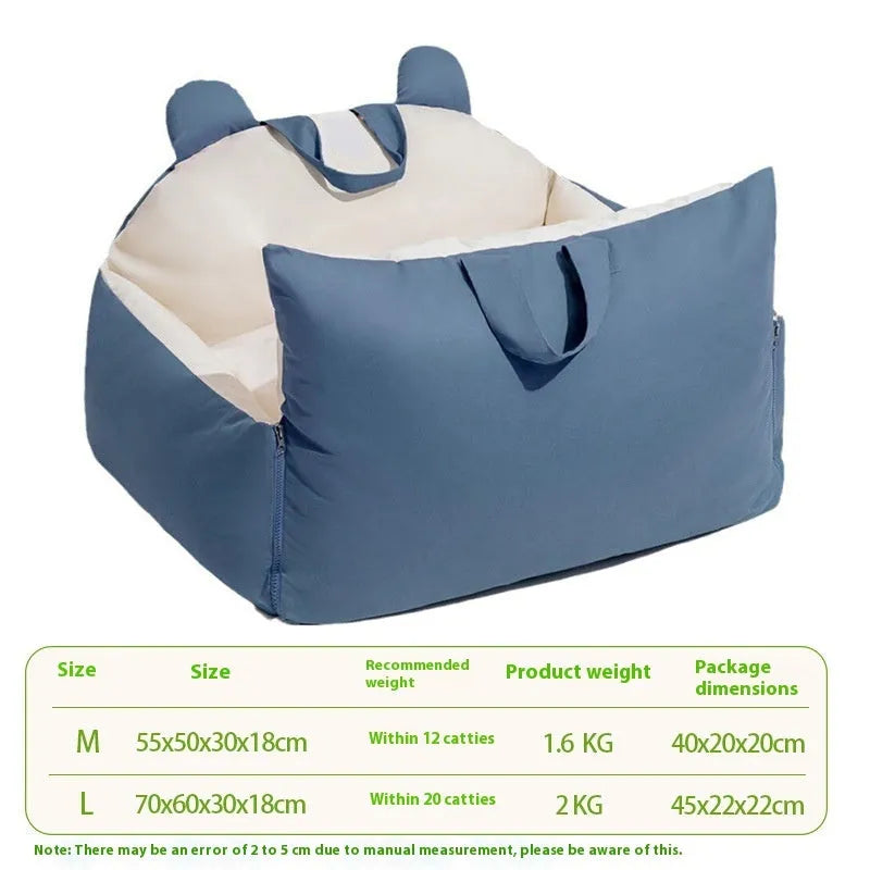 Removable washable car dog kennel in beige, shown in a vehicle with size options M and L.