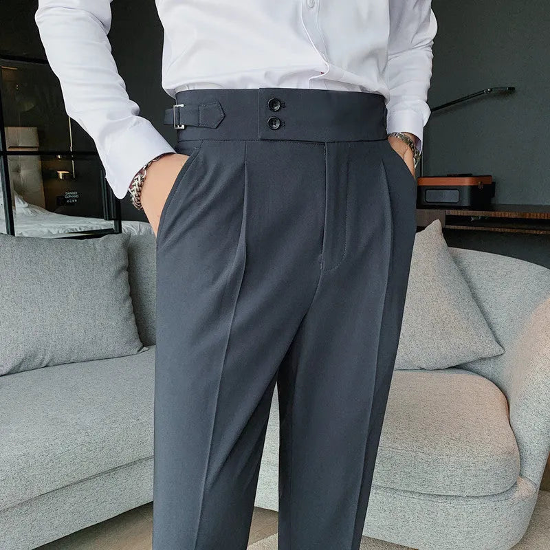 Straight-leg casual trousers in solid colours with waist size options