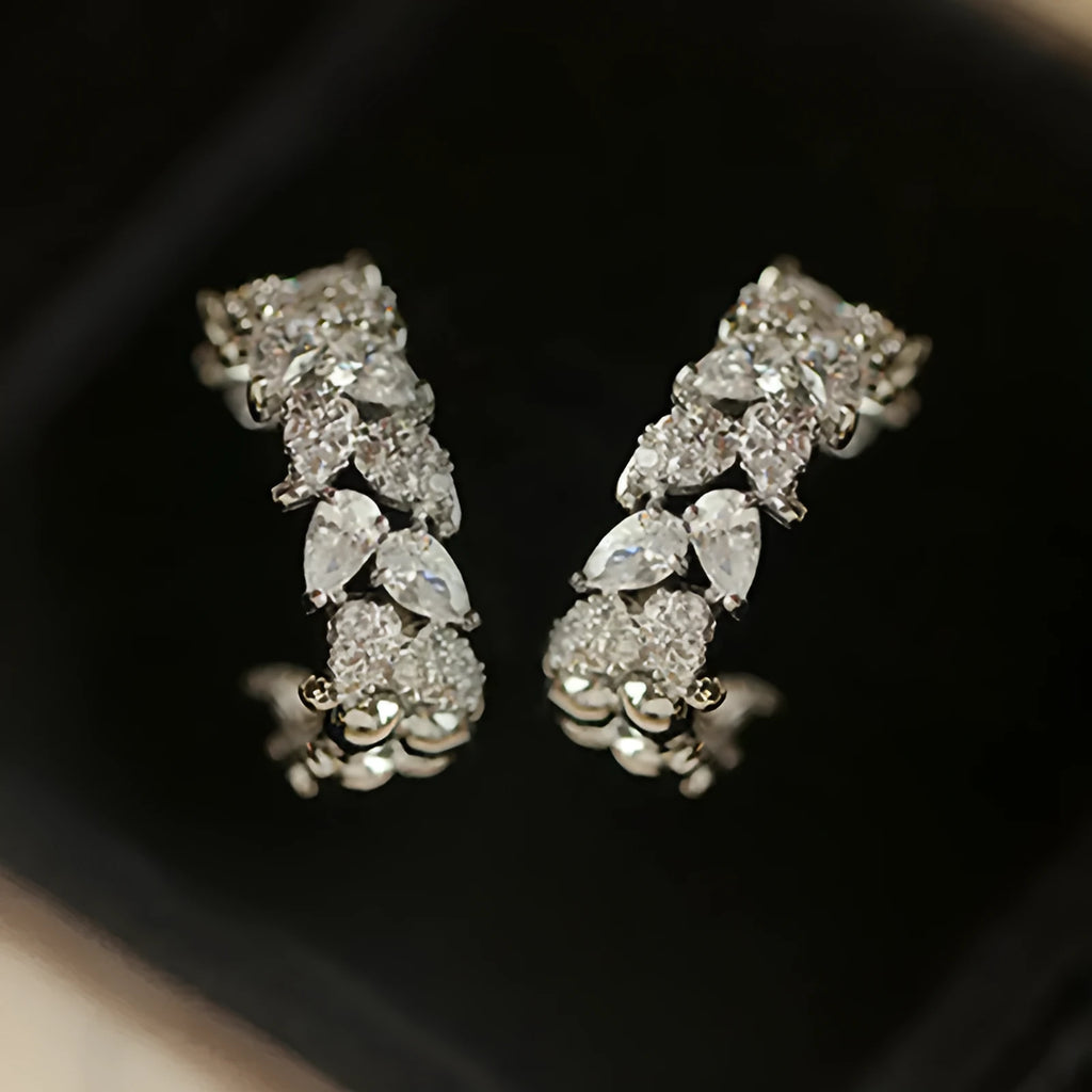 Women's copper earrings in white gold colour with inlaid zircon and wheat leaf design