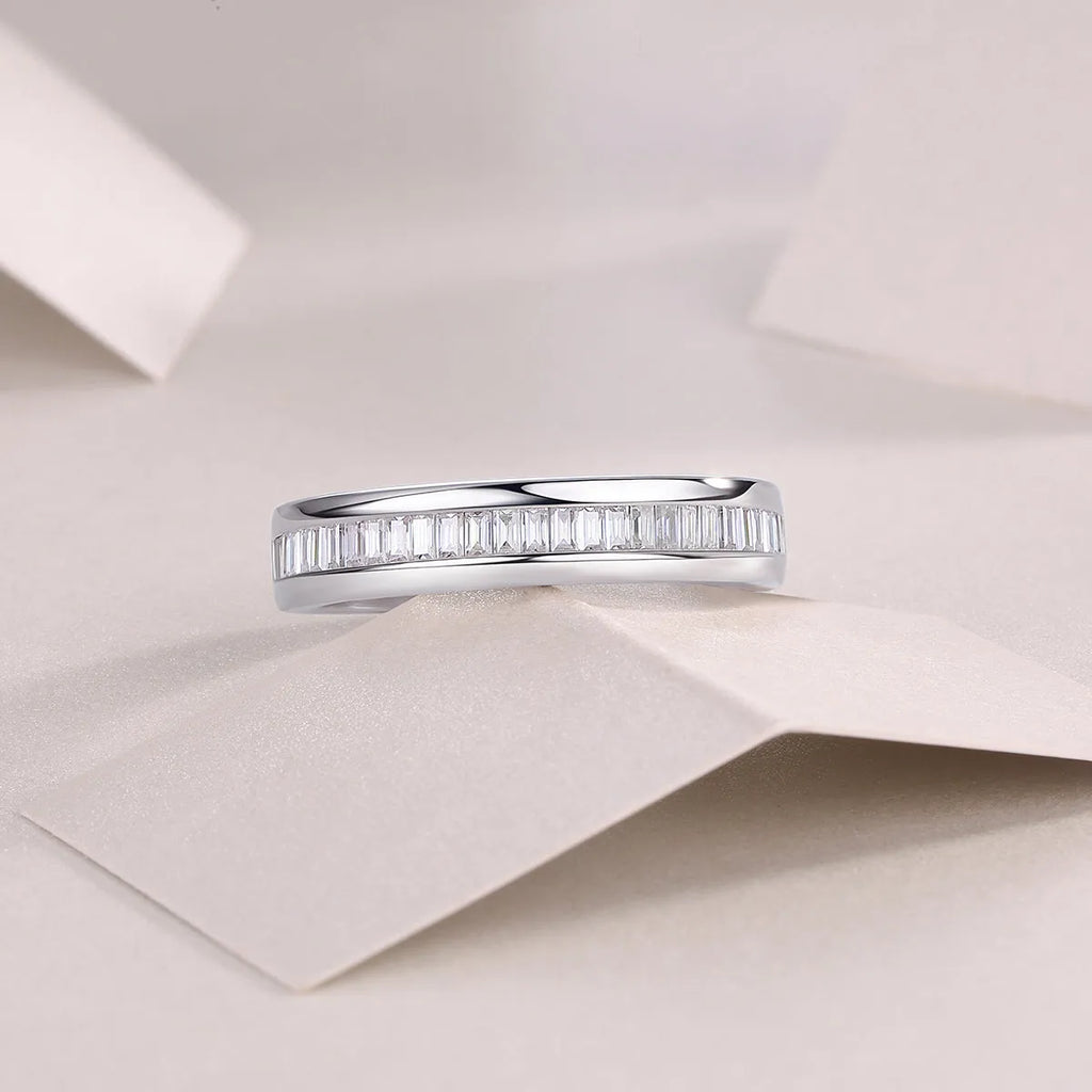 Square moissanite wedding ring set in S925 silver with platinum plating, gift box and GRA certificate