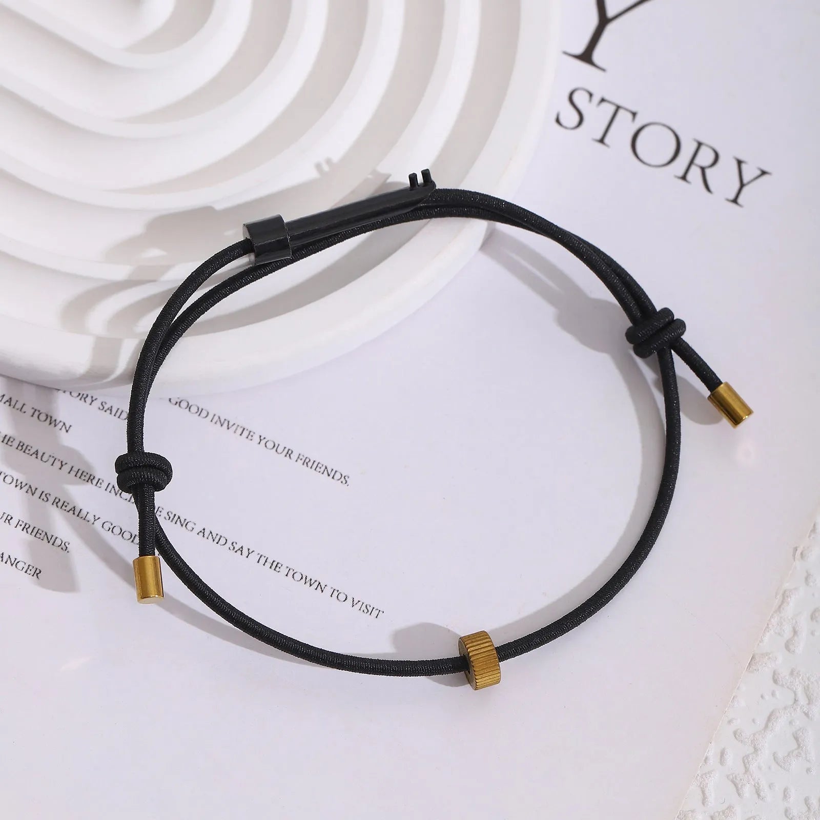 Tungsten carbide adjustable bracelet for emergency window breaking, unisex geometric style, available in multiple colours