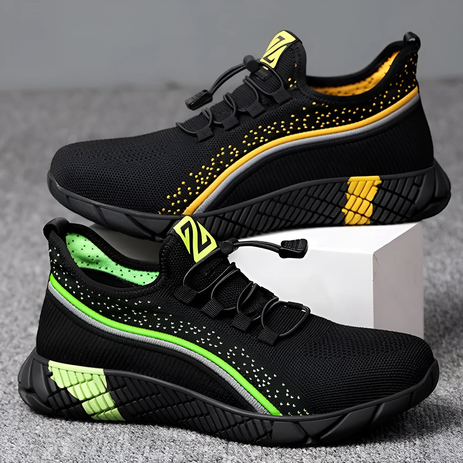 Men's flying woven breathable low-cut puncture-proof labour insurance safety shoes in black and green colour