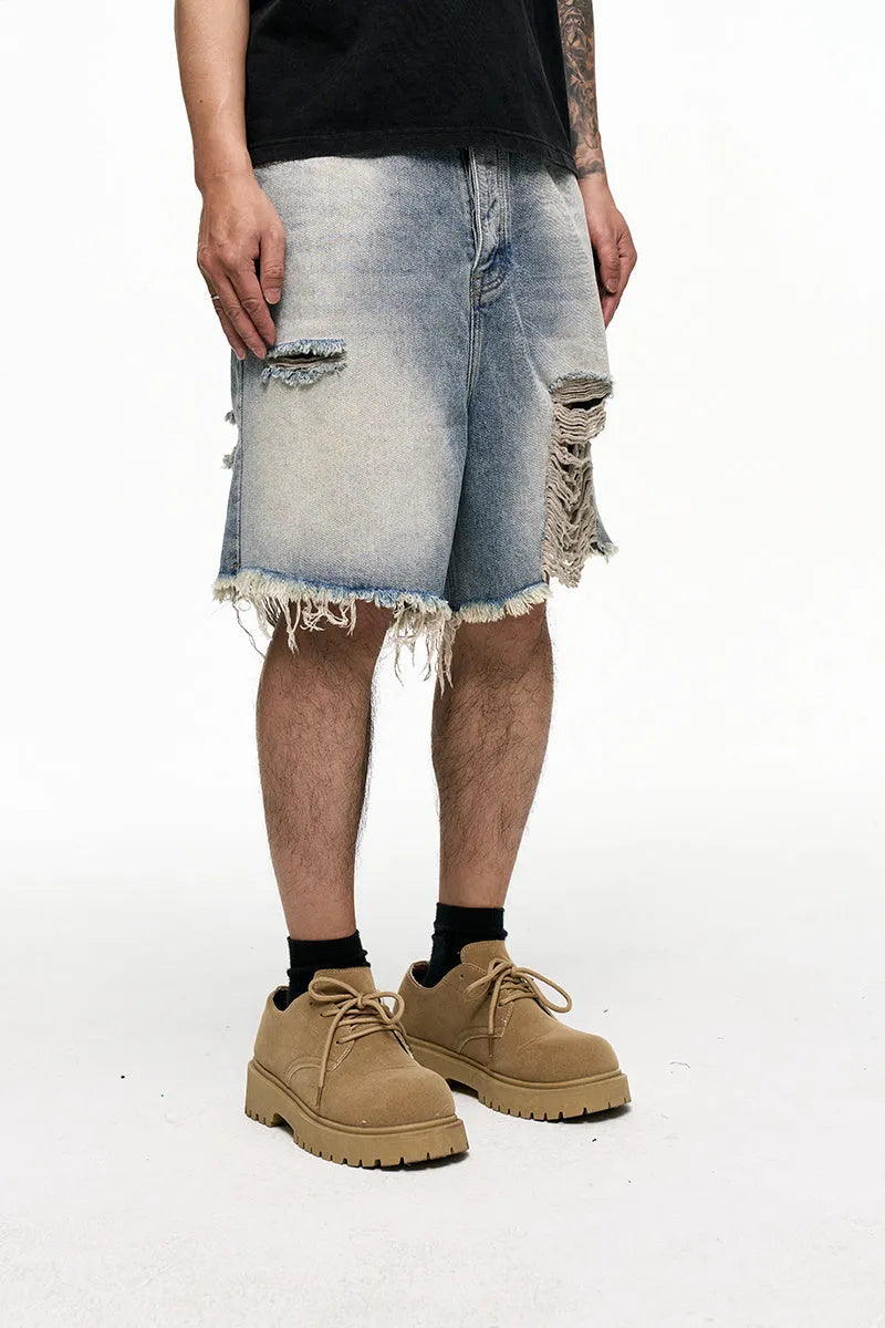 Light blue retro washed men's baggy denim shorts with wide leg and mid waist
