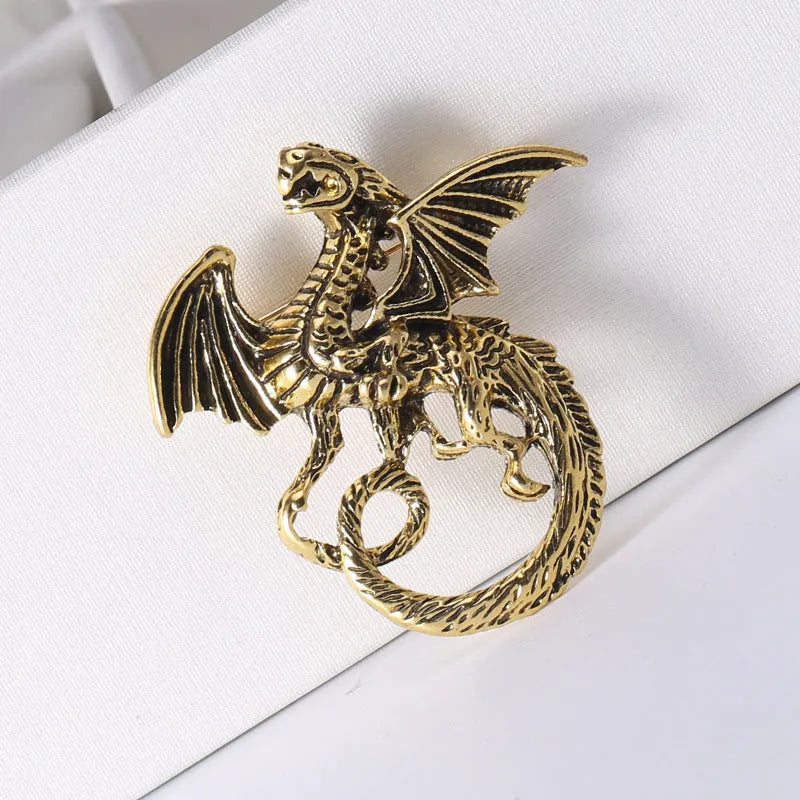 Animal design collar pin brooch in gold or silver electroplated alloy, 43mm x 38mm, for suit and lapel use