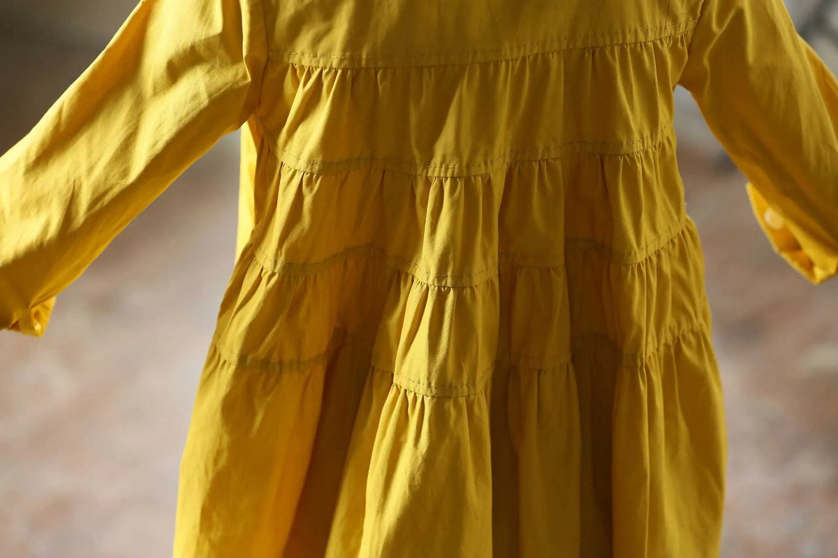 Girls' cotton Korean style top with swallowtail hem in white or yellow, sizes 110-165cm