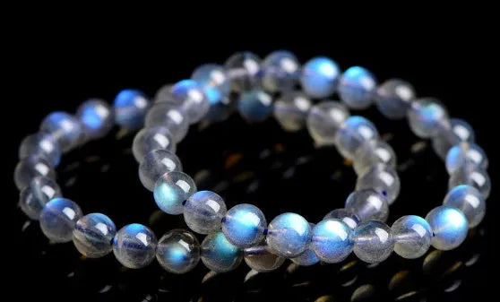 Natural cream body blue moonlight crystal bracelet in a minimalist unisex style.