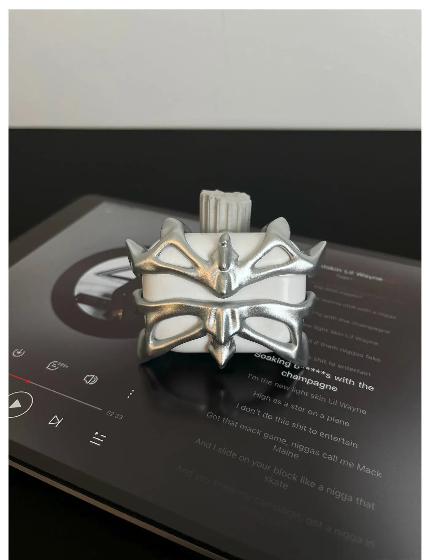 Silver 3D printed resin headset shell for AirPods Pro 1st and 2nd generation charging case