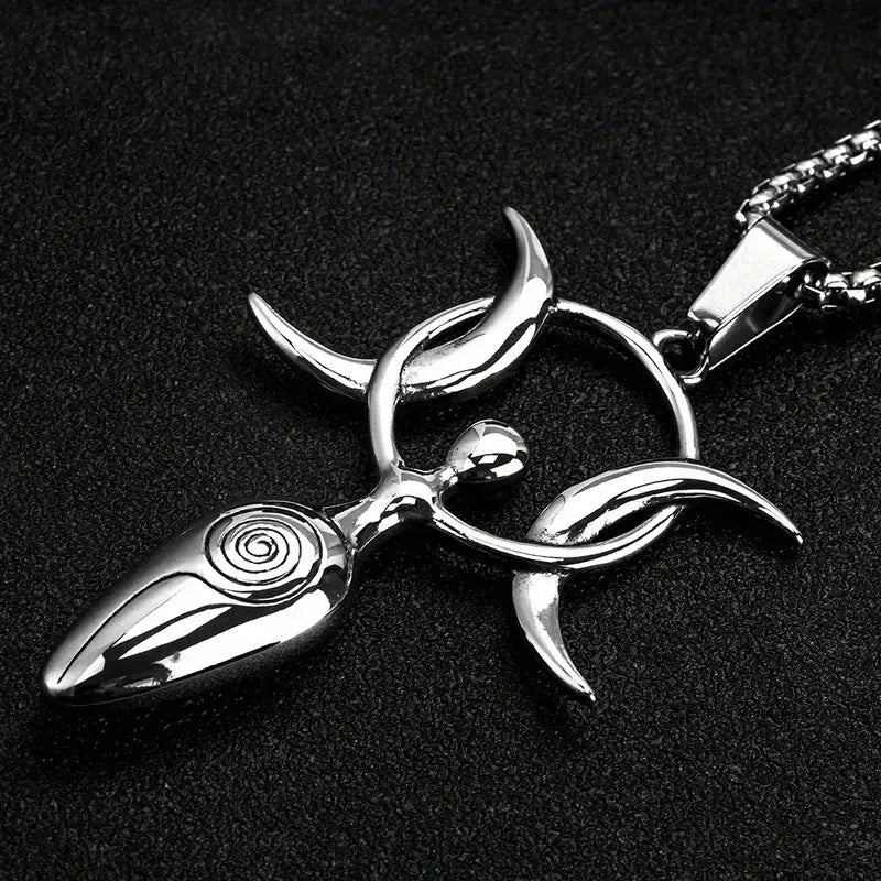 Silver alloy U-shaped drop-shaped Viking pagan goddess pendant on a clavicle chain